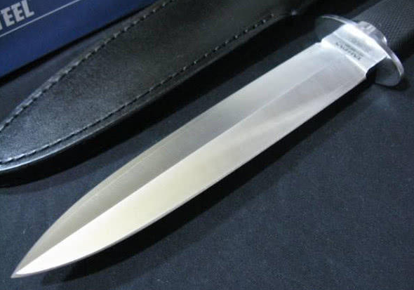 心理学:选一把你最喜欢的匕首,一眼看穿你有多"冷酷无情"!