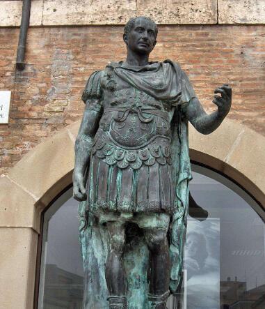 罗马军团内忧外患克拉苏阵亡是内战的导火索