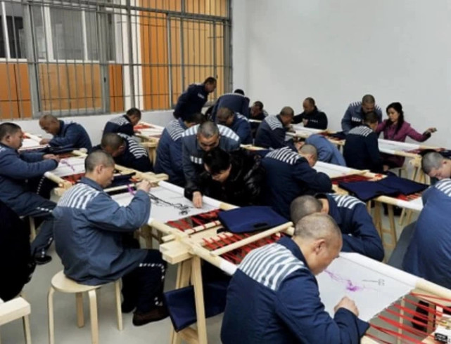 被判无期徒刑的人每天在监狱里做什么说出来你或许不信