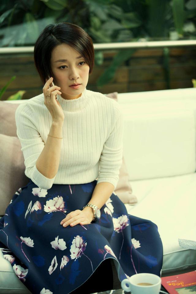 马伊琍被疑与欢乐颂中应勤的扮演者恋爱男方小其18岁