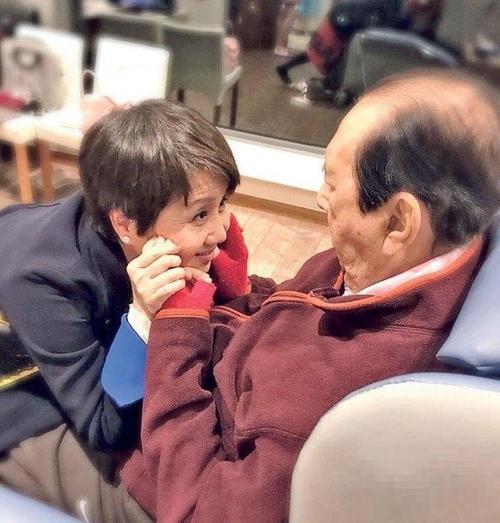 赌王何鸿燊逝世,唯一长孙能分多少钱?