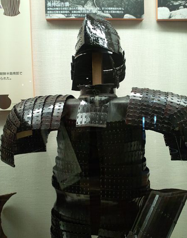 被称为铠甲届垃圾桶,从"借鉴"中国到自主创新,日本挂甲了解下