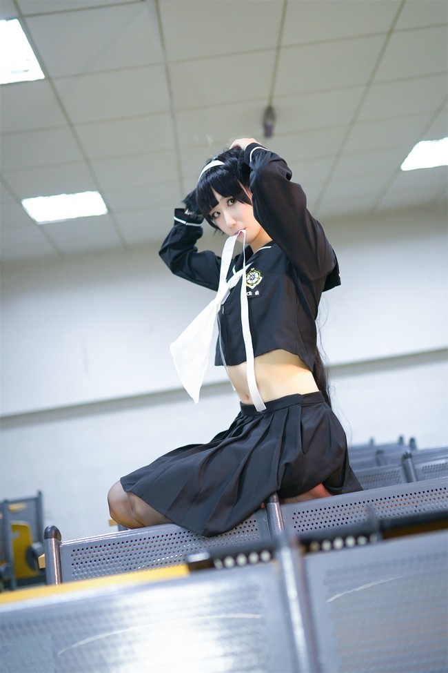 二次元碧蓝航线cos:高雄穿上jk制服准备体验一下校园生活