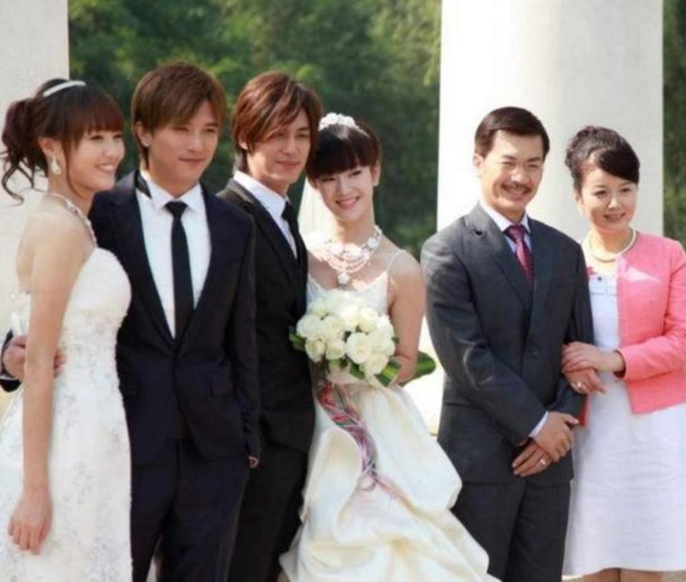 《夏家三千金》9年后,大姐变网红,二姐结婚生娃,三姐最幸福!_腾讯新闻