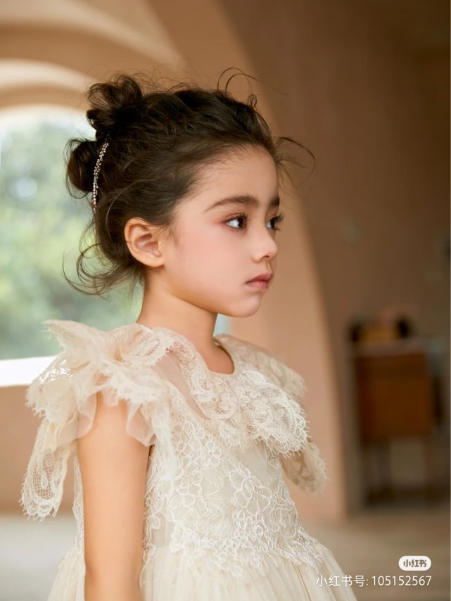 中泰混血小公主,这是一个被天使吻过的脸