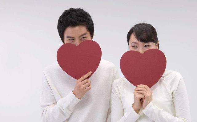 真正相爱而结合的夫妻,婚姻满意程度会更高,因感到更幸福