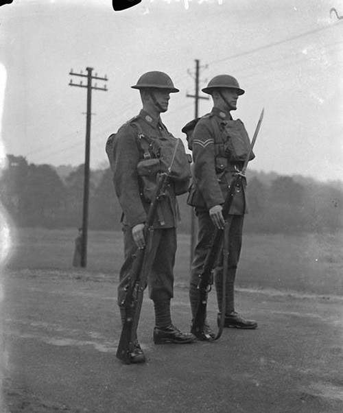 综上所述,英国军队在二战时期的表现绝非打酱油!相反十分亮眼.