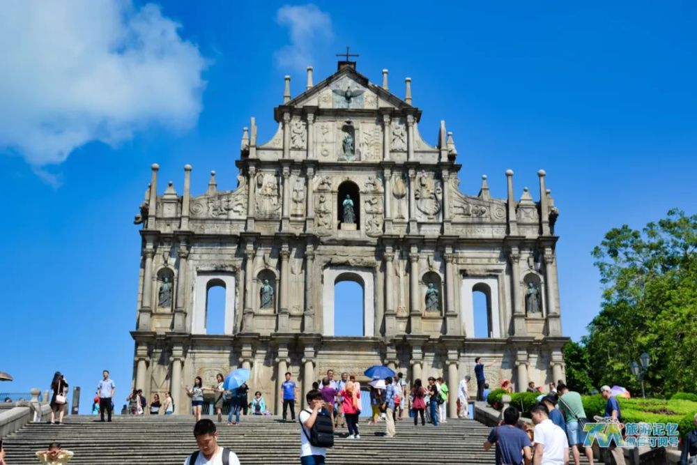 旅游见闻之大三巴牌坊