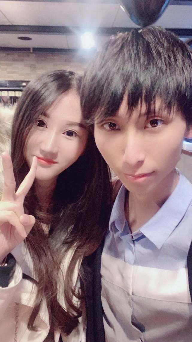 梦嫂到底有多爱梦泪看到兮兮情人节现场亲吻老师我承认真的酸了