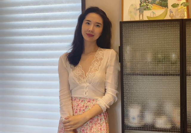 总裁夫人董花花风波后首谈幸福感:我们依然是我们|董花花|蒋凡|张大奕