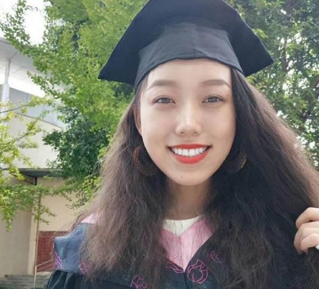 24岁王斯然喜诞麟儿大9岁老公尚未发迹时曾拿大学生活费救济