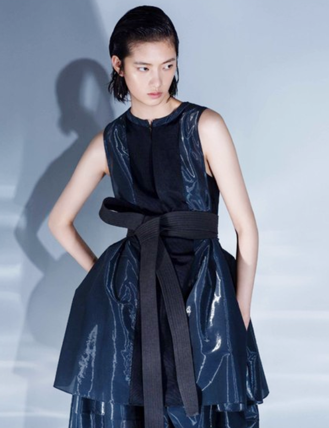 时尚界的一批黑马项偞婧拥有清冷与气质之美成绩卓越