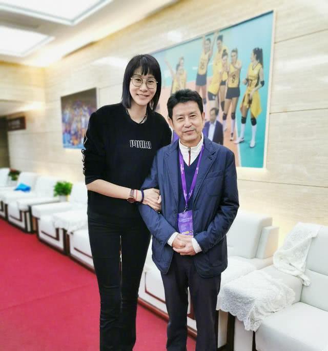 功勋主帅陈忠和:卸任中国女排主教练后,生活状况怎样?_腾讯新闻