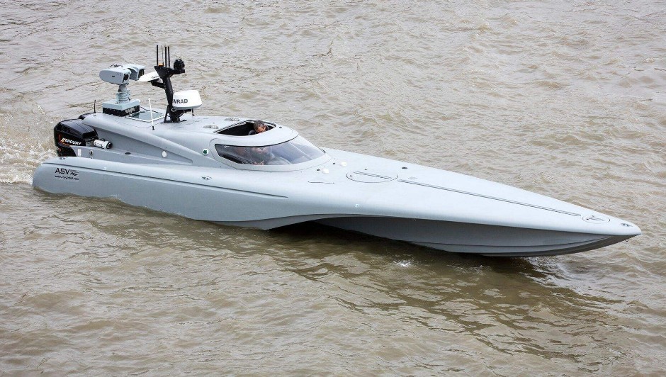 快艇在航母作战时起什么作用?