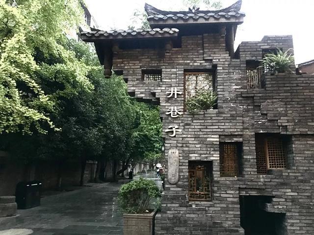 白马井小巷子图片