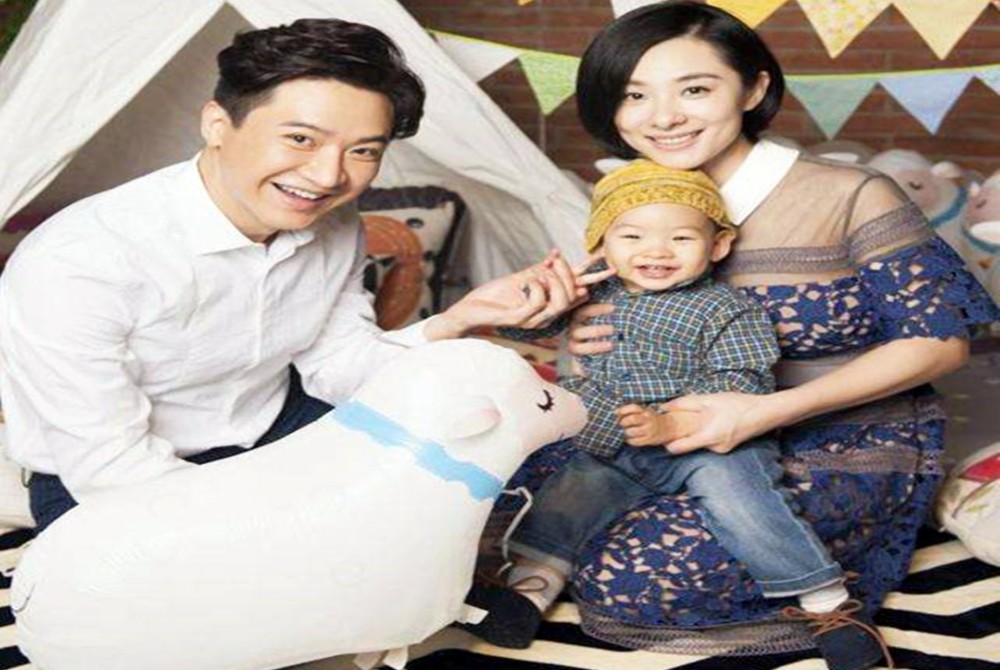 张若昀女儿小名曝光,甜美有爱,女儿名字变身表达爱意的甜美告白