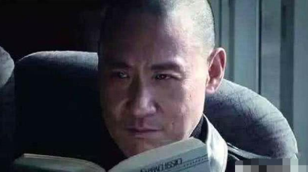 "四大天王"光头造型惊艳,张学友黑帮老大,黎明不忍直视