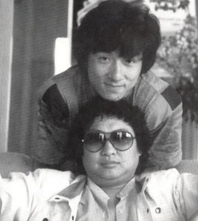 对打李小龙名声大噪连成龙也得喊他大哥如今暴瘦走路都要坐轮椅