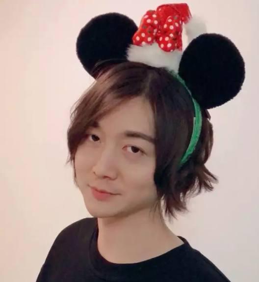 回想张大仙这一路走来确实不容易,当年的嗨氏事件以及灰灰分手事件闹