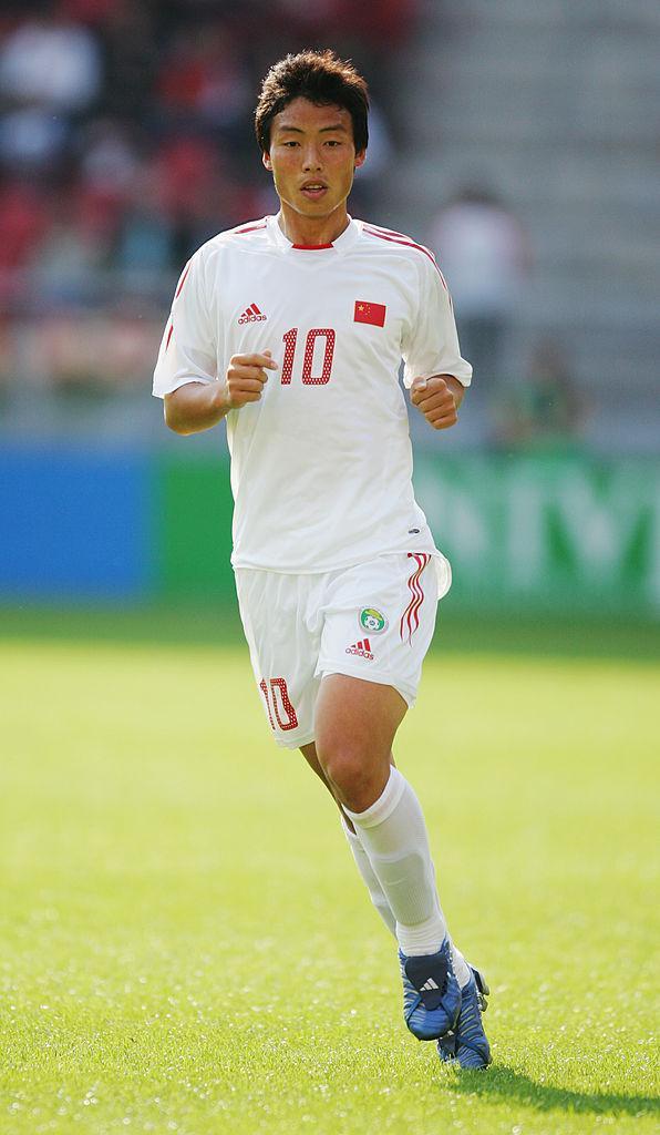 中国足球完了陈涛绝对不让儿子踢球几个政策就把人弄废了