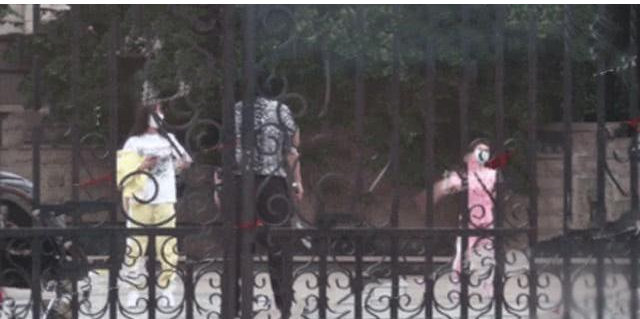 李小璐|李小璐手臂现新纹身，竟是当年引发热议的比目鱼