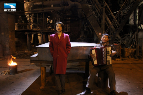 以艺抗疫传递温暖生活力量电视剧钢的琴湖北开播