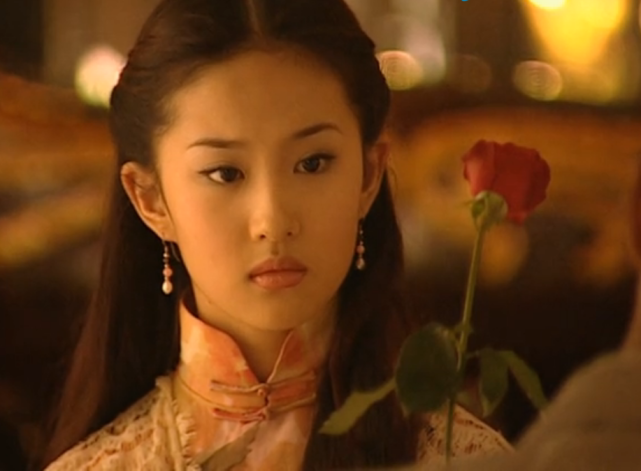 17年后重温《金粉世家》:冷清秋是白月光?别被骗了,她心思极深
