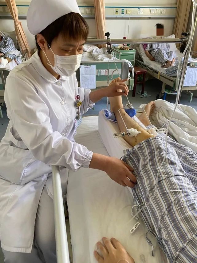 护士发明"病服裤",成功申请专利投入使用