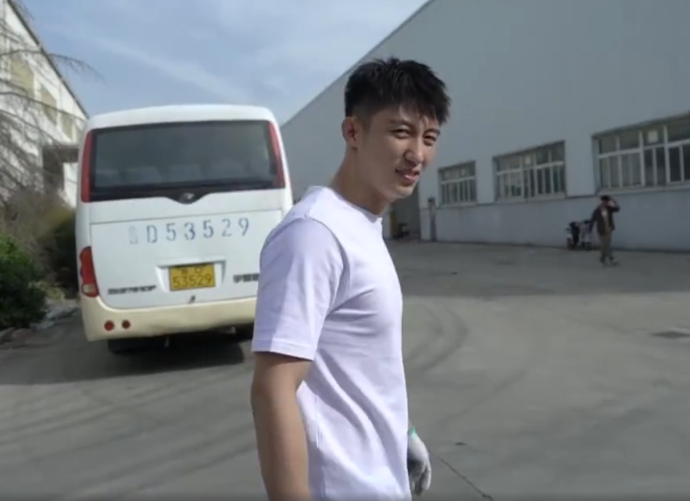 说起明星的身材,各个都是非常完美,男星也不例外了.