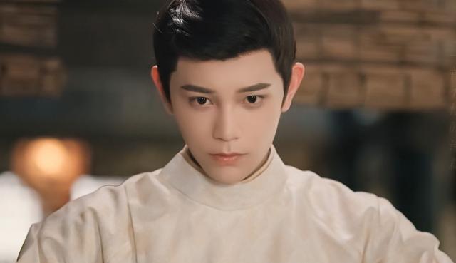 陈芊芊男主颜值又被嘲生图嘴凸不敢认与剧中形象差别太大