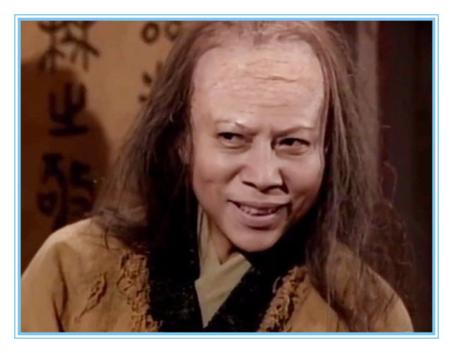 裘千尺是裘千丈的妹妹.