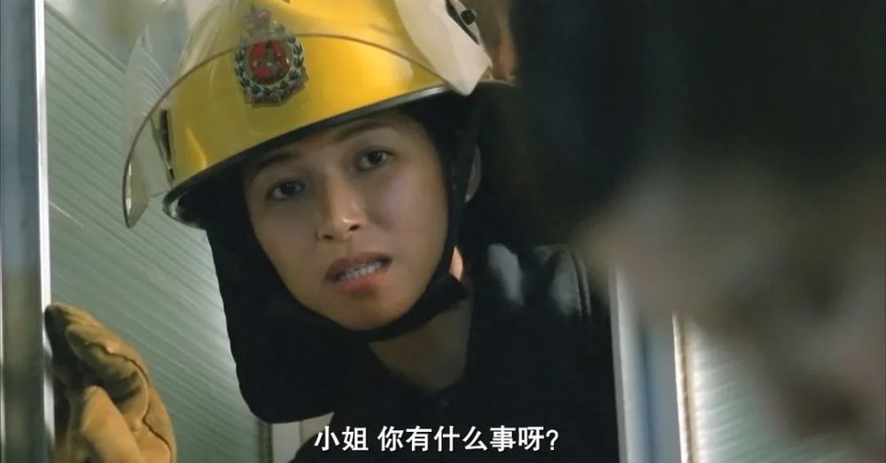 1998年,黄卓玲曾凭借《十万火急》,获第17届香港电影金像奖最佳新人奖