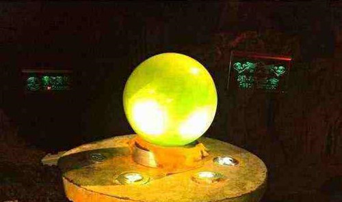 慈禧陵中那颗价值8亿的夜明珠,下落已清楚,在美国一位大亨手中_腾讯