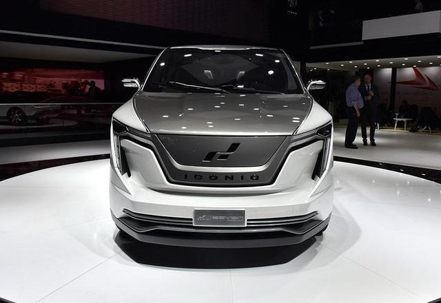 艾康尼克7系亮相,霸气超过奥德赛,水晶档把 大沙发,坐等上市