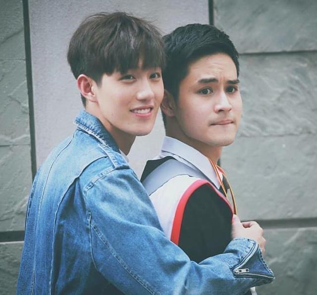 泰国男星kao与圈内女友公开承认恋情!从荧幕情侣变真情侣_腾讯新闻