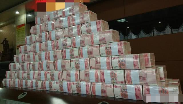 一次性在银行存款5000万三年定期银行会给到什么待遇看完惊呆了