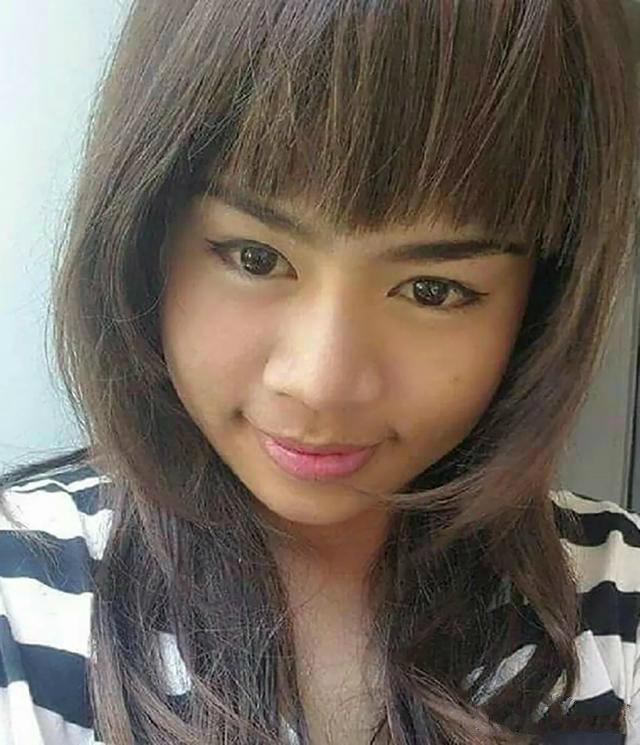 泰王"最丑"新妃曝光!30岁长相土气像假小子,保镖出身让泰王变口味.