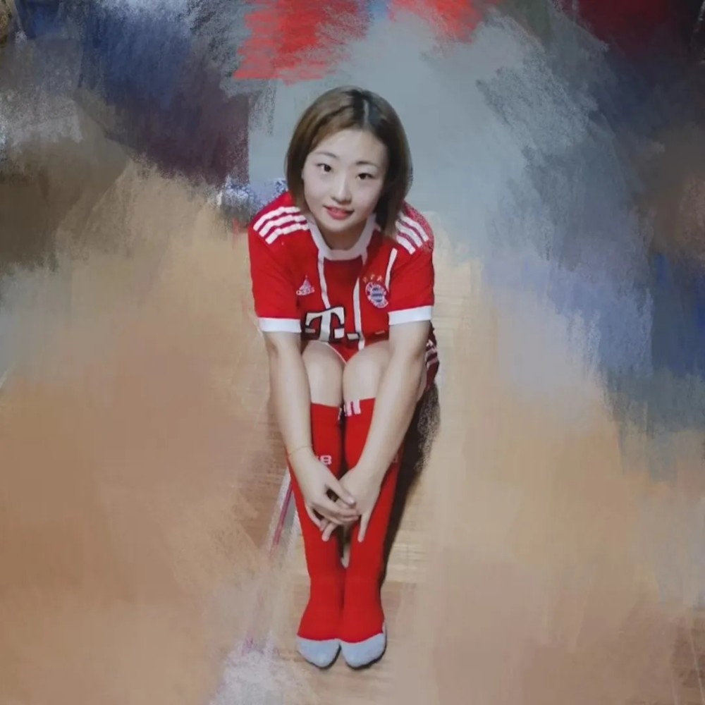 西安理工大王一宁 "高校足球比赛没几个观众"