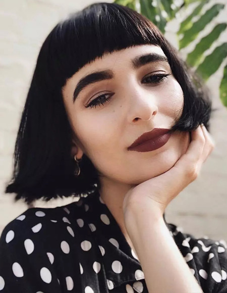 超流行的眉上刘海,哪种脸型更适合!