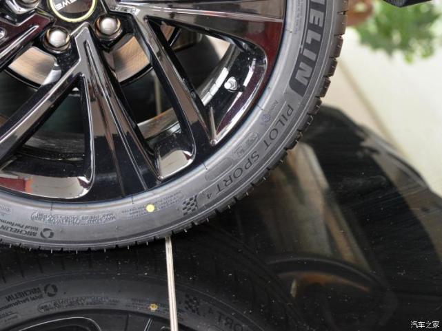 造型很酷炫 荣威RX5 PLUS实车已到店