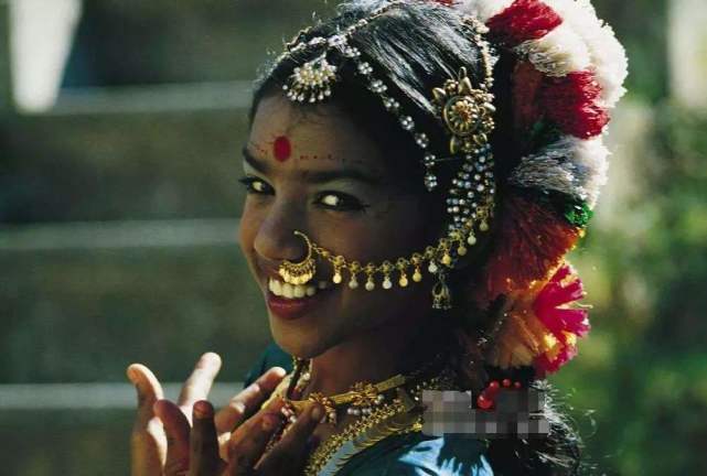 婆罗门在印度有何特权刚出生就有军队保护违反法律也不用坐牢