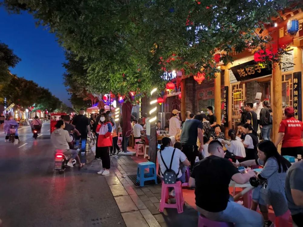 "摆地摊"正确打开方式:石家庄人最爱的夜市回来了!_腾讯新闻