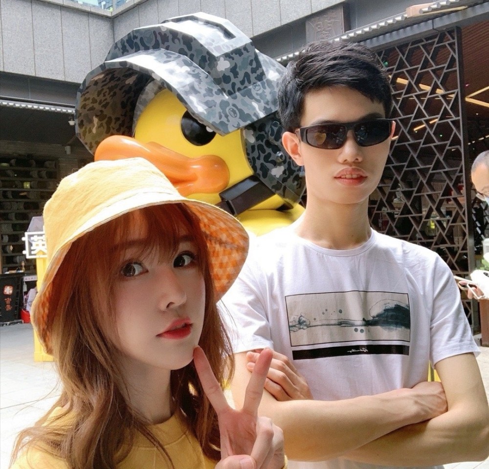 和平精英鲨鱼宝子前往光子总部难道要定制新皮肤了