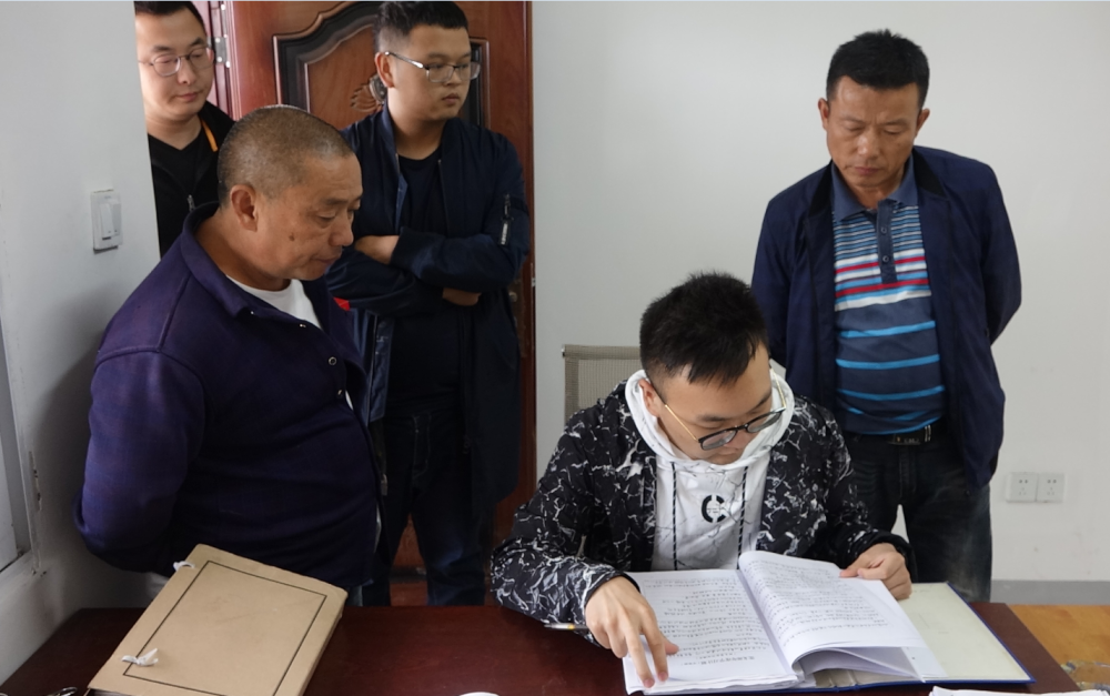 暗访!昨天下午,南充嘉陵"暗访组"暗访到一个让人泪奔的场面