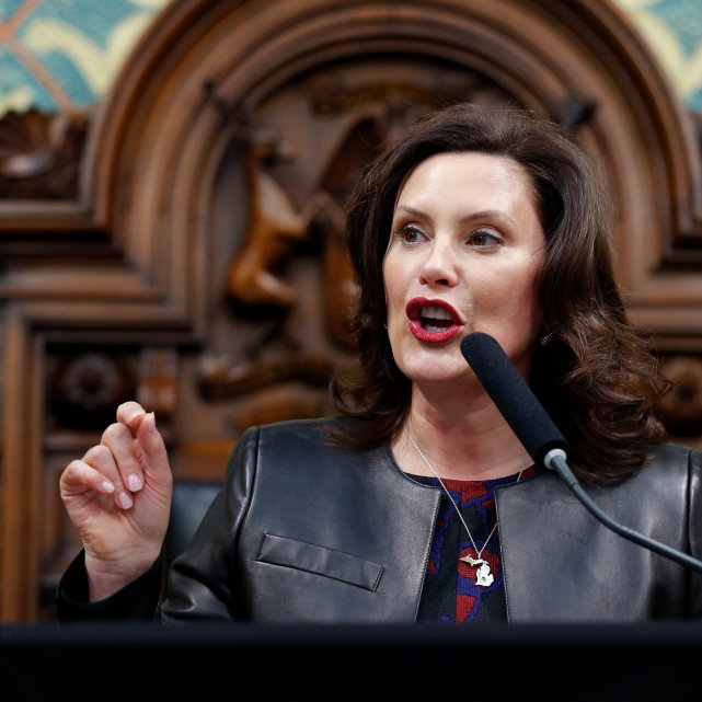 民主党州长吐槽:抗疫物资至今都不够用!