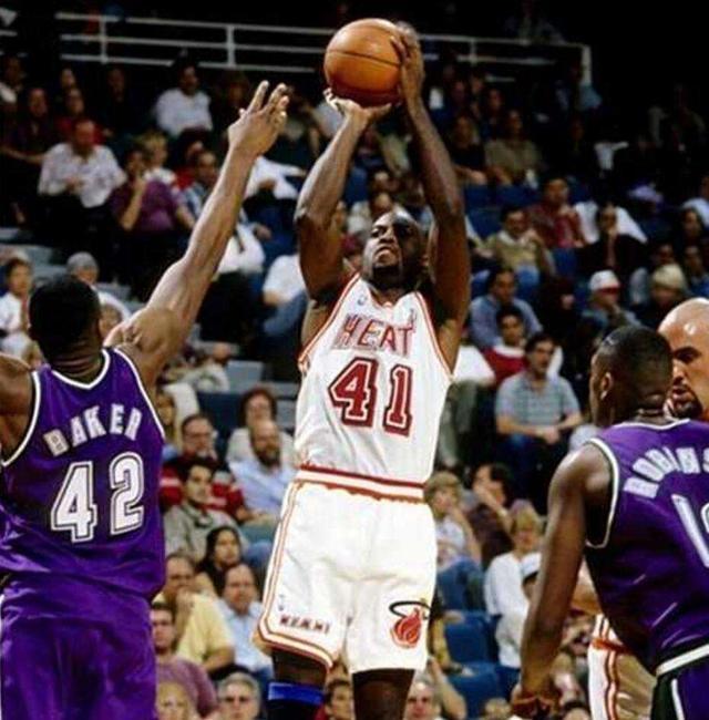 格伦莱斯姚明的队友助ok组合夺得总冠军的nba顶级三分射手