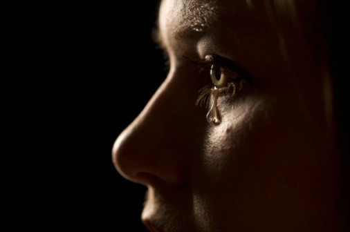 人临死前为什么会流泪?究竟看到了什么?答案令人难以置信