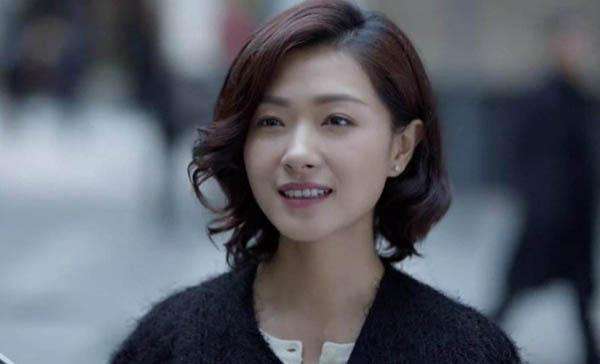 蓝盈莹|都是演员“不红”、都是“努力人设”，万茜与蓝盈莹为何差这么多