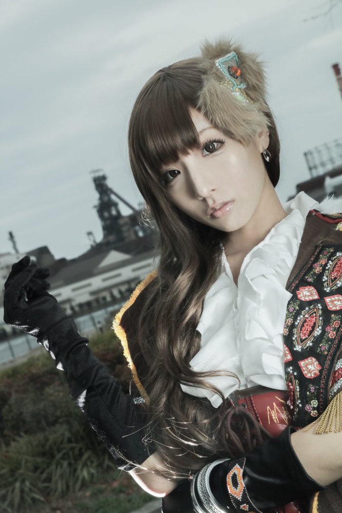 于是我给大家带来了一组非常棒的精品cosplay作品《牙狼》莉杏,赶快