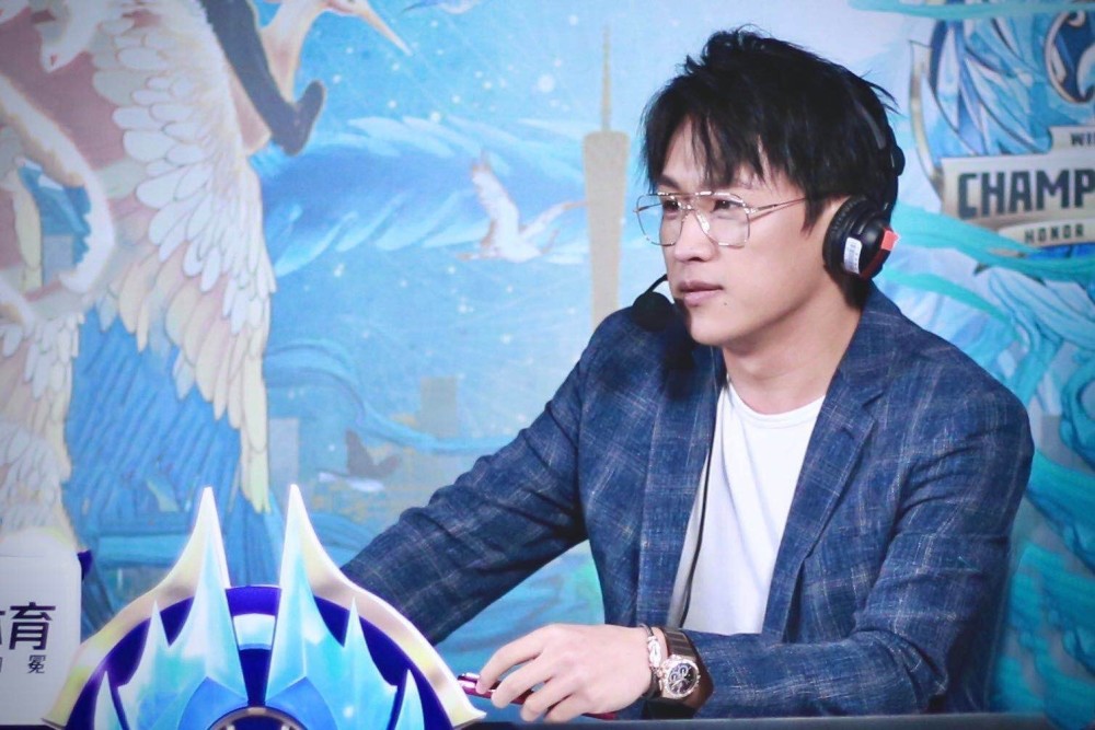 kpl解说李九将被调离水友集体庆祝本人紧急发声